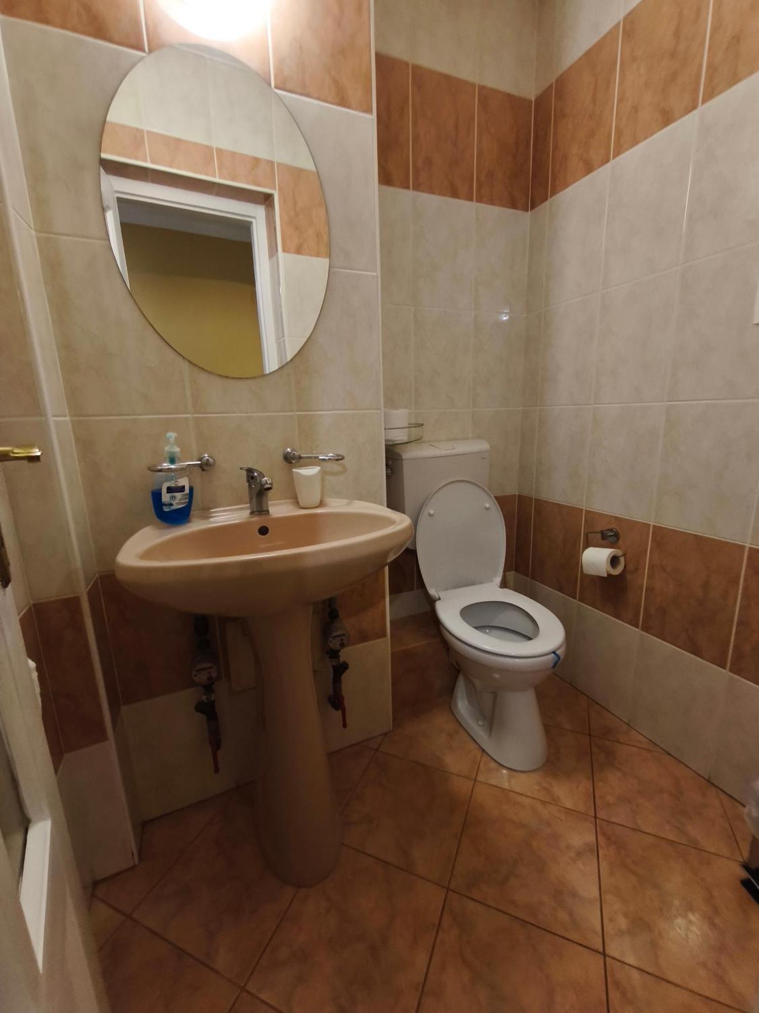 Ta'Arof Apartment Oradea Luaran gambar